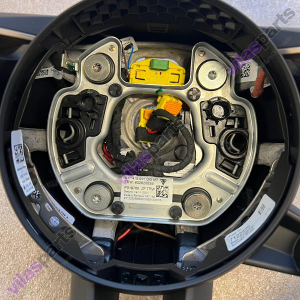 Porsche Taycan 4S Steering Wheel Heating Gold Trim